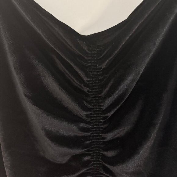 NWT Torrid Black Velvet Ruched Off Shoulder Top Stretch 3/4 Sleeve Size 4X - Picture 5 of 11